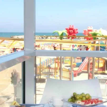 Ampio Monolocale Con Terrazza Fronte Mare 104 Apartment *